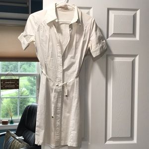 Cotton shirt.